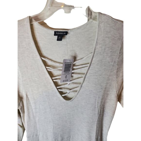 Torrid Oatmeal Heather Long Sleeve Cross Front Skater Dress, NWT, Torrid 00/Med - Picture 3 of 7